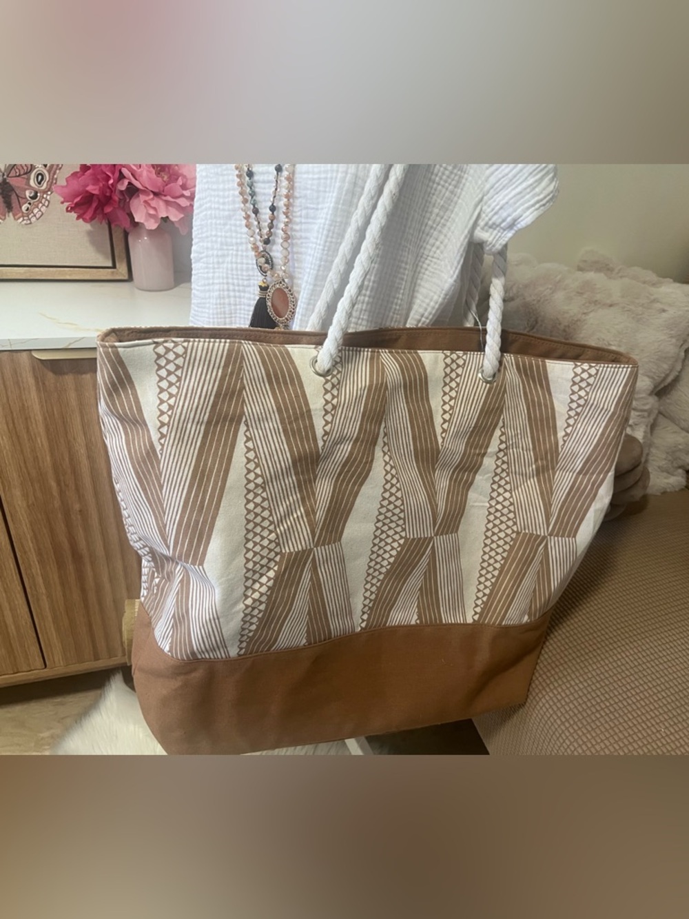 Manaola beach tote